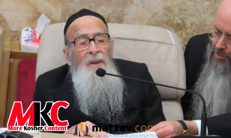 "פאקט איין די טשעמאדאנעס": הגאון רבי יהודה עדס שליט"א פארלאזט זיין שטוב צום ערשטן מאל אין כמעט א יאר, גיט א…
