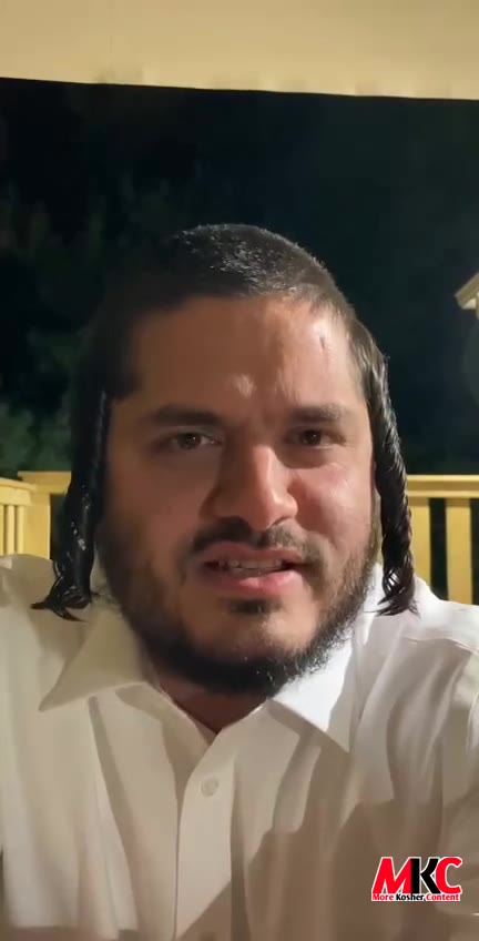 יאסי האט עס ארויס!