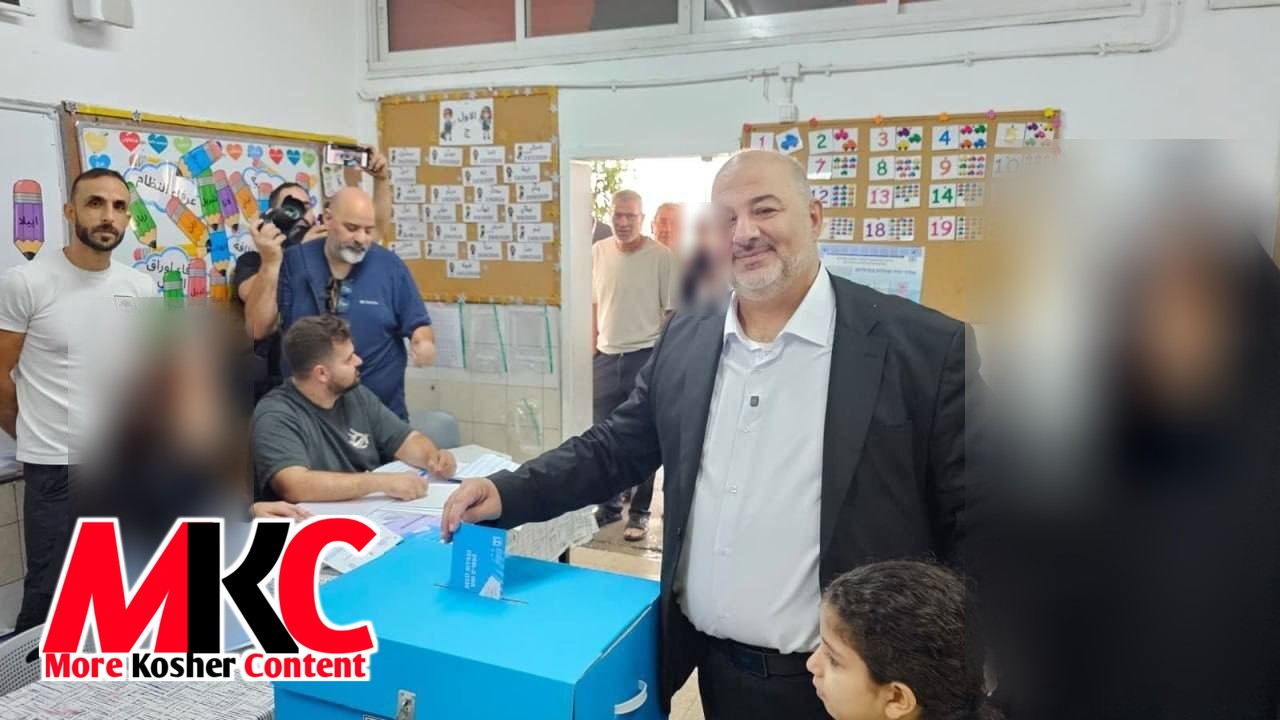 🇮🇱🗳️ - יעצט: דער פארזיצער פון דער איסלאמיסטישער רע"ם פארטיי, ח"כ מנסור עבאס, גיט אפ זיין שטים אויפ'ן בחיר…