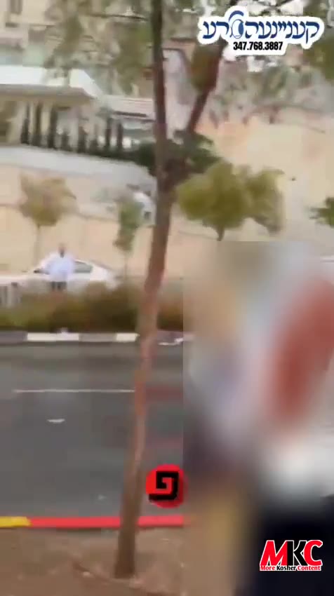 מוטי לייטנער וועלכע האט געפענט זיין אייגענע 'ציבור החרדי' פארטיי וועלכע כאפט צו שטימען פון די רבנים און קהי…