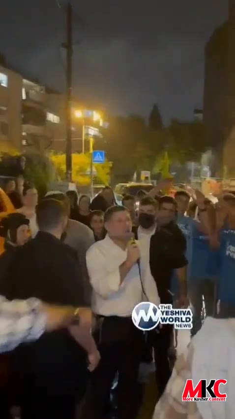 דער "ציונות הדתית" פארטיי פארזיצער בצלאל סמאטריטש פירט קאמפיין אויף די גאסן פון ירושלים, און מוטיגט די איינו…
