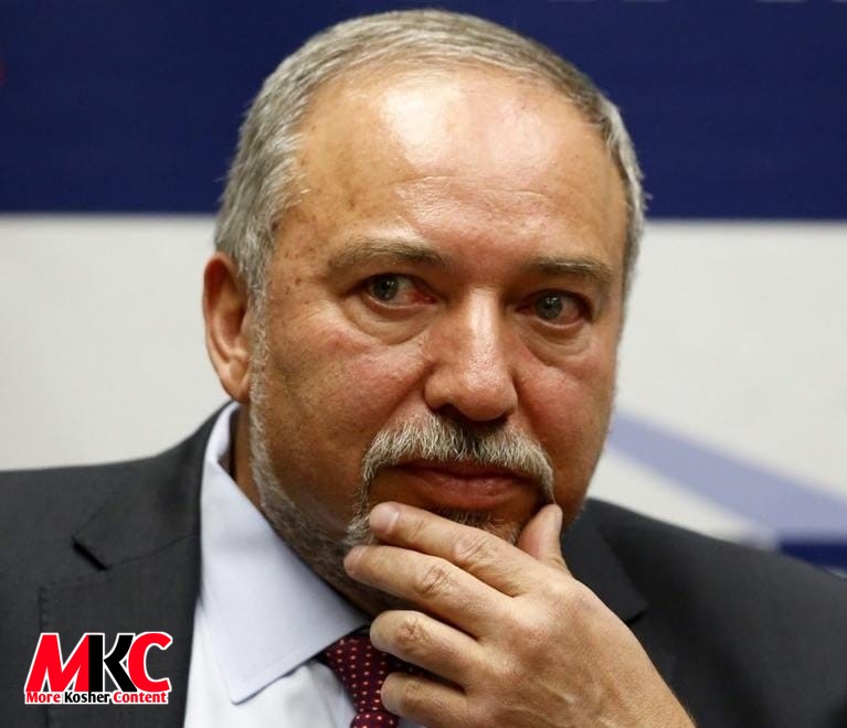 טשענעל 14 אנאליזירער: שאצן אפ אז ליבערמאן וועט נישט אריבערגיין דעם אחוז החסימה.