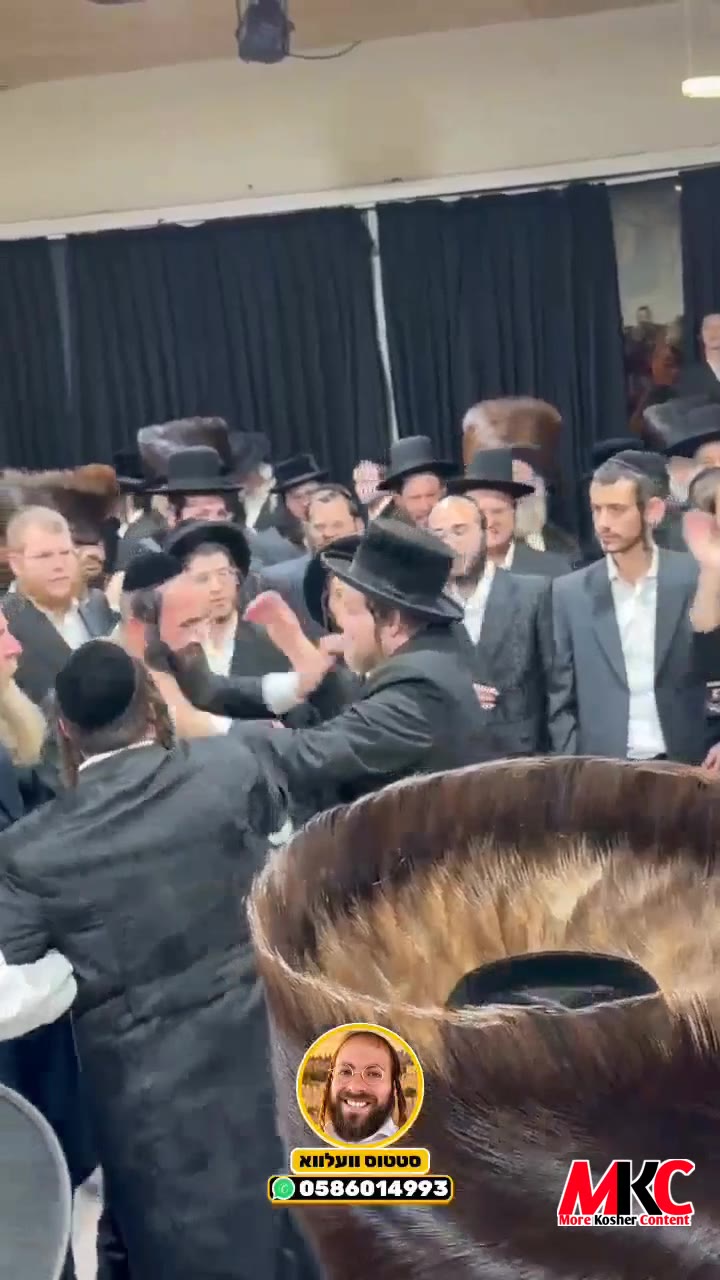 מלא השראה לראות שתי יתומים מאבא ואמא אביגדור גרינוולד החתן והבחור החשוב אלתר פרוש רוקדים בשמחה בשמחת החתונה…