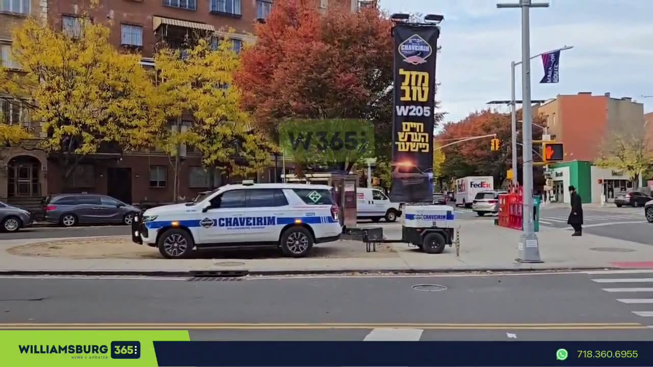 Chaveirim set up a large, lighted sign on Bedford Avenue and Wallabout Street to wish one of its members maz…