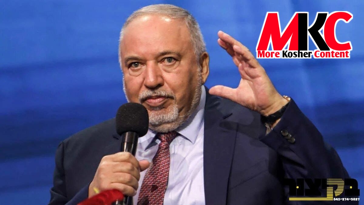 אביגדור ליבערמאן האט אפגעהאקט קאנטאקט מיט אפעזיציע פירער גדי אייזנקאט, נפתלי בנט און יאיר לפיד.