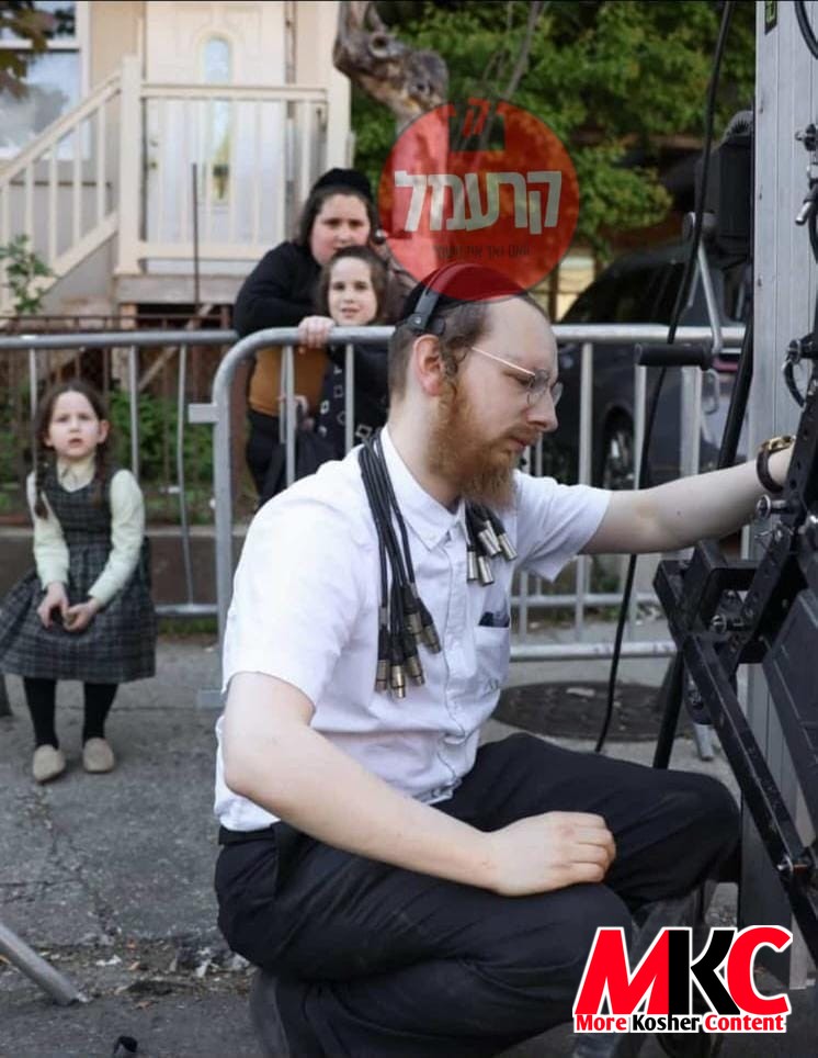 ברוך דיין האמת: טרויער אין מאנסי ווען געטרייער חברים וואלונטיר ר׳ ברוך אברהם לעפפלער ע״ה ווערט נפטר, נאכן וו…