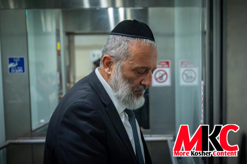 שטורעם אין ש"ס: חשובע רבנים באזוכן דרעי, ווען די פארטיי ציטערט נאך פון די פארלוסטן ביי די בחירות; מ'באטראכט…
